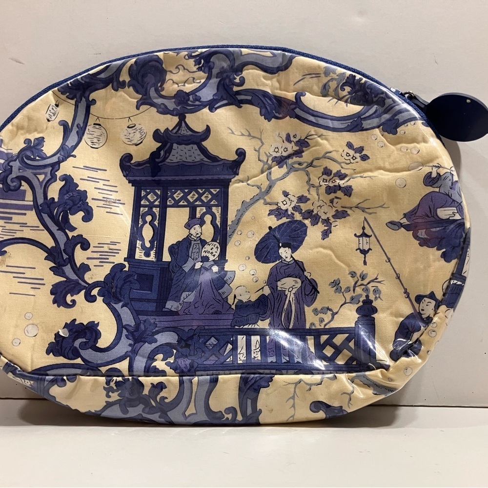 Nick & Nora cosmetic bag